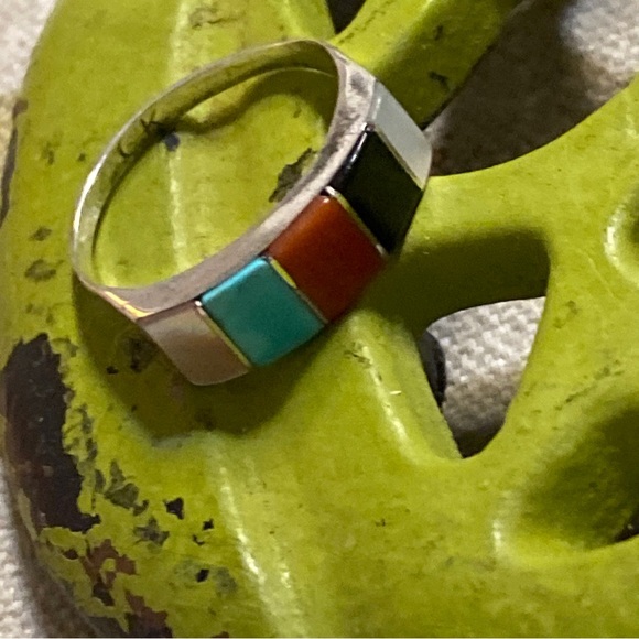 Multi Stone Inlayed Sterling Silver signed GK - Picture 2 of 3